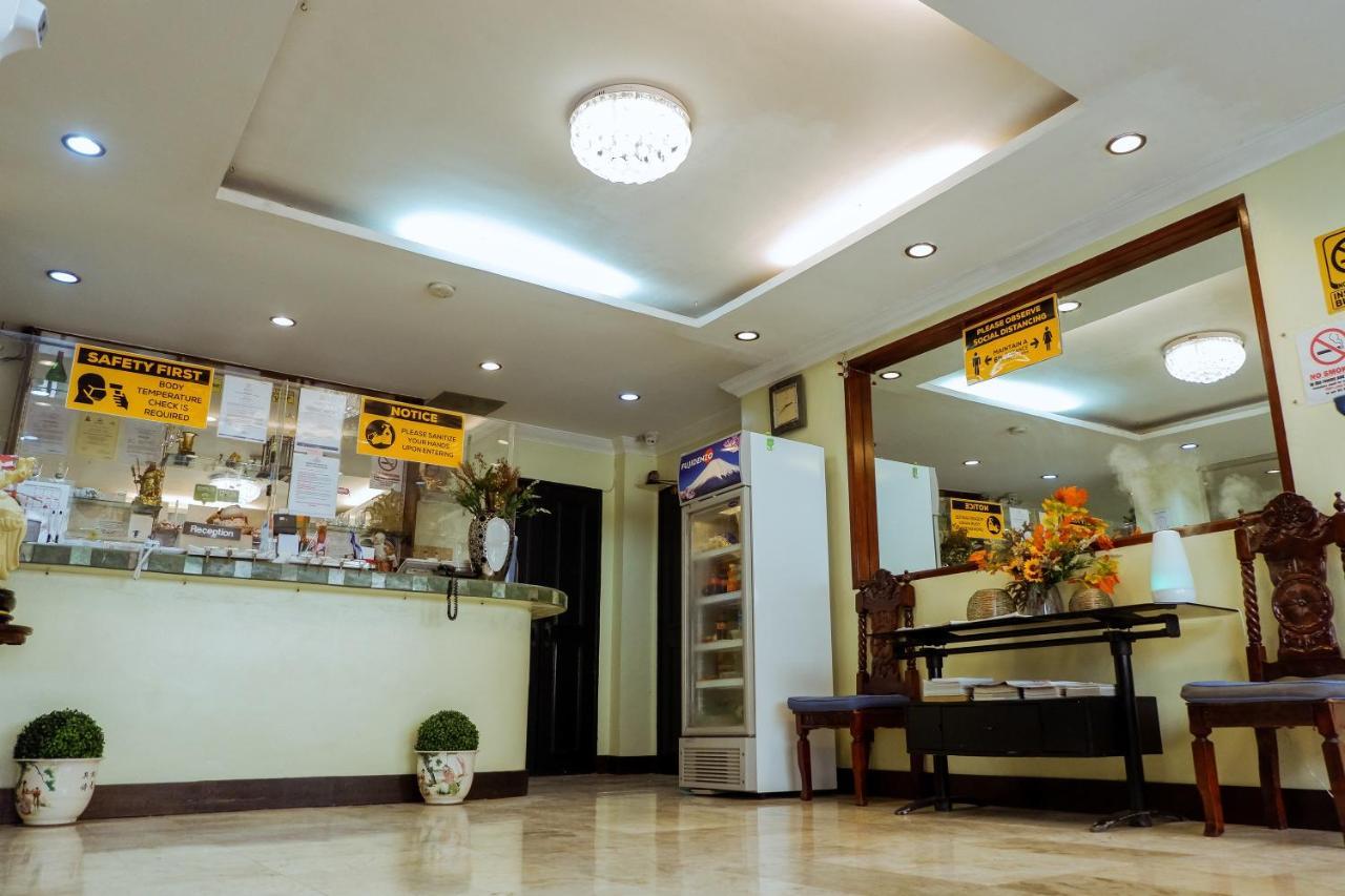 מנילה Hotel Juliano מראה חיצוני תמונה