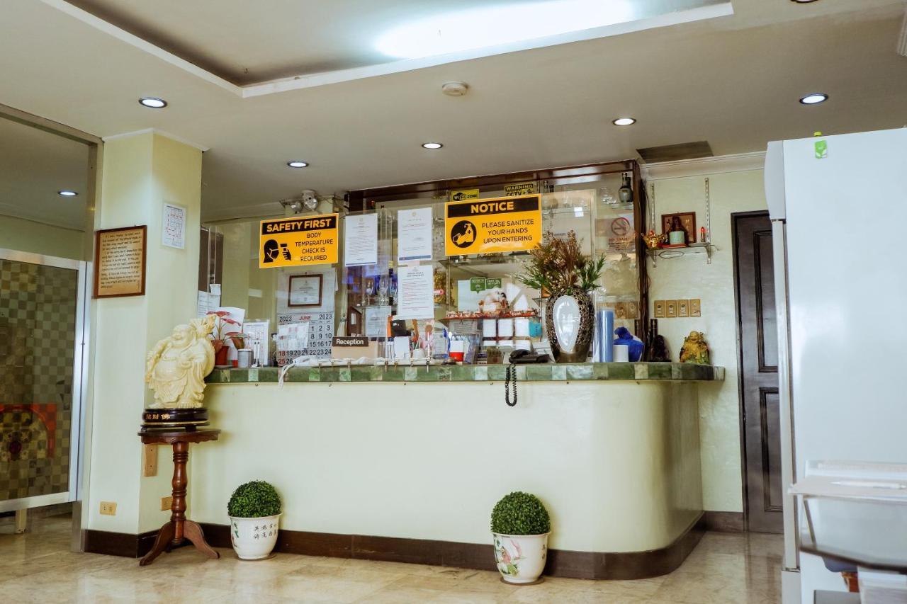 מנילה Hotel Juliano מראה חיצוני תמונה