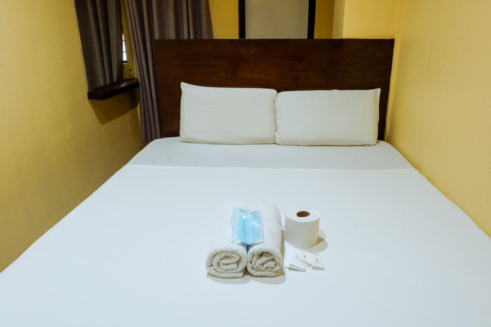 מנילה Hotel Juliano מראה חיצוני תמונה