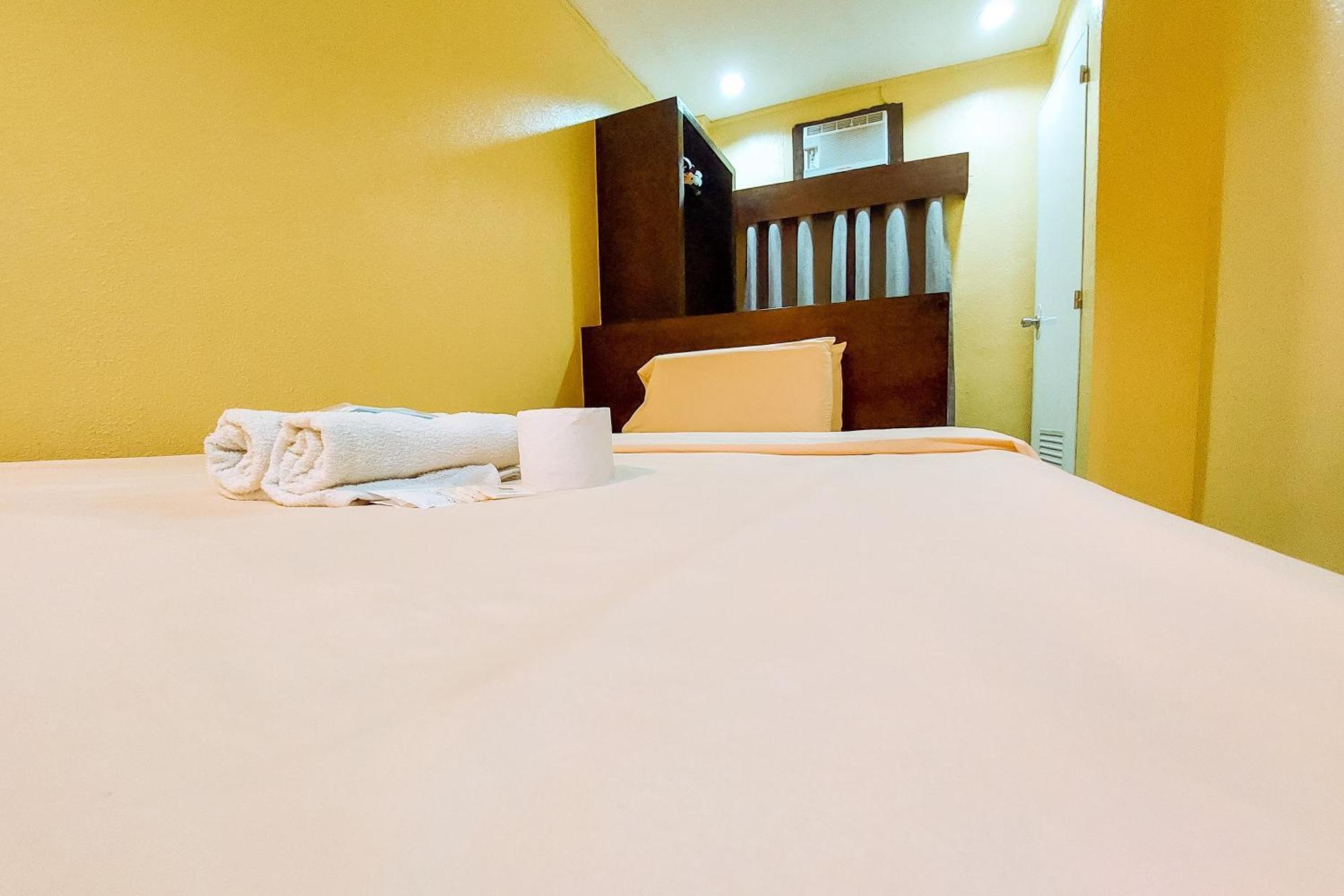 מנילה Hotel Juliano מראה חיצוני תמונה