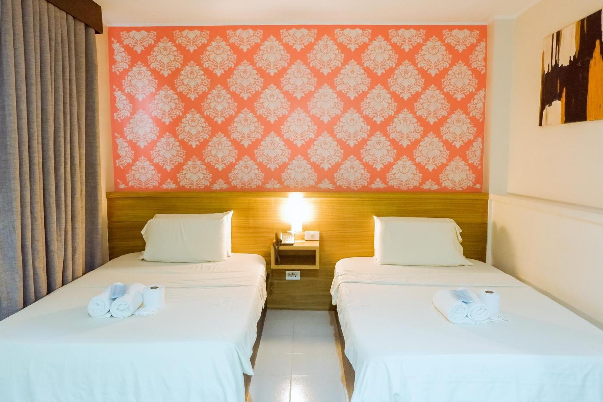 מנילה Hotel Juliano מראה חיצוני תמונה